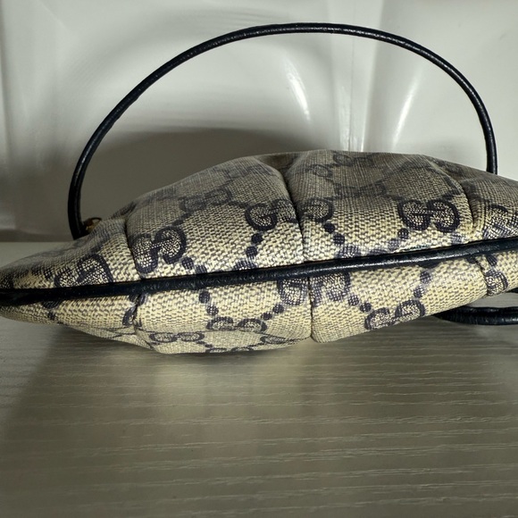 Gucci Beige and Blue  Patterned Crossbody Bag - Picture 6 of 11